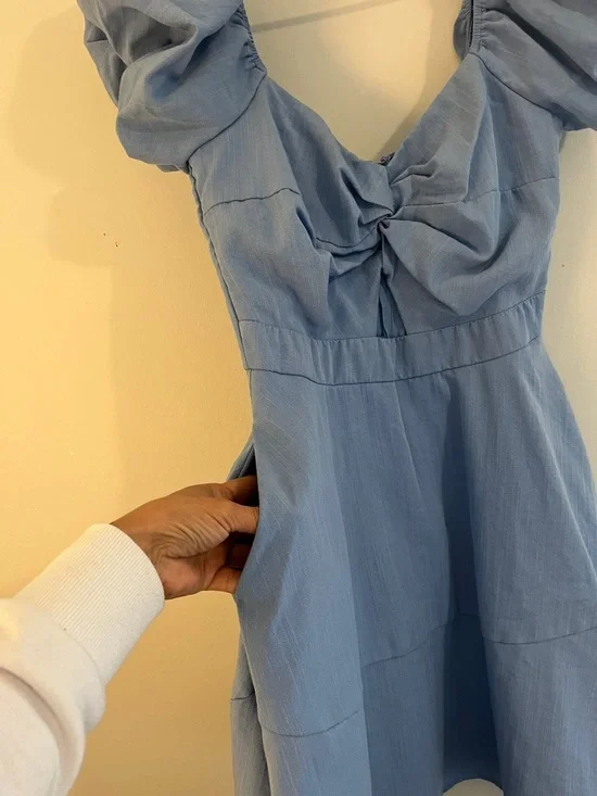 Trixxi Light Blue Puff Sleeve Midi Dress - Picture 5 of 5